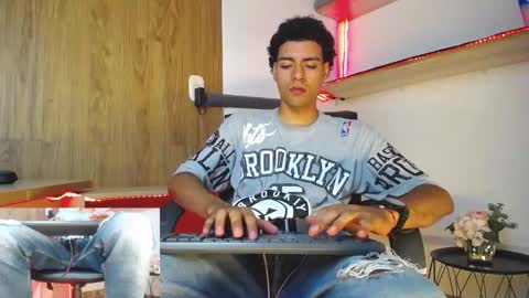 Snapshot of teamporn_18 chatting on January 25, 2025, 3:09 pm Danger online show from January 25, 2025, 3:09 pm