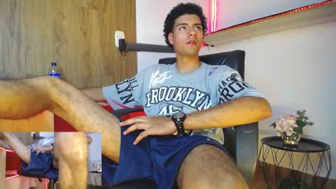 Snapshot of teamporn_18 chatting on January 25, 2025, 6:13 pm Danger online show from January 25, 2025, 6:13 pm