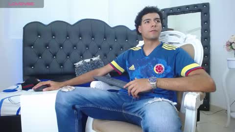 Snapshot of teamporn_18 chatting on February 7, 2025, 8:20 pm Danger online show from February 7, 2025, 8:20 pm