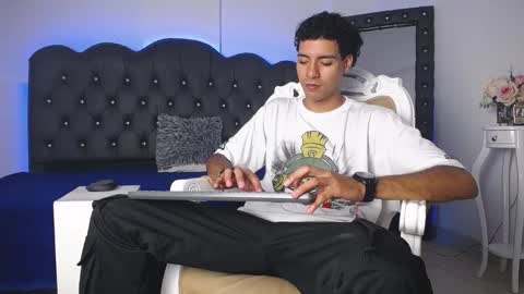 Snapshot of teamporn_18 chatting on February 11, 2025, 5:07 pm Danger online show from February 11, 2025, 5:07 pm