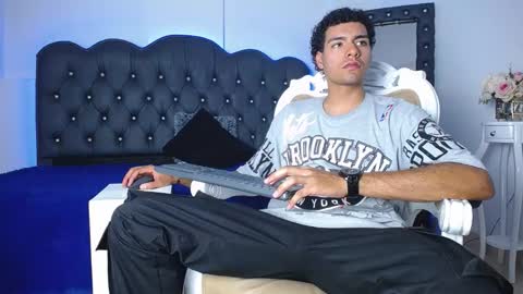 Snapshot of teamporn_18 chatting on February 13, 2025, 6:38 pm Danger online show from February 13, 2025, 6:38 pm