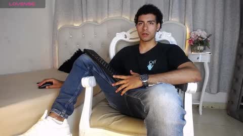 Snapshot of teamporn_18 chatting on February 25, 2025, 4:31 pm Danger online show from February 25, 2025, 4:31 pm