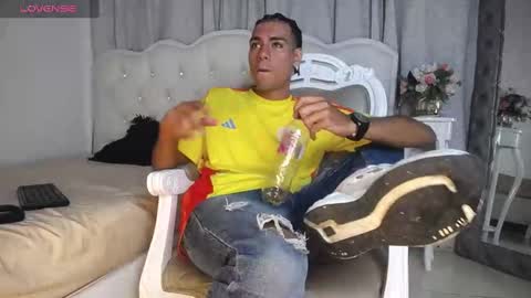 Snapshot of teamporn_18 chatting on March 4, 2025, 11:32 pm Danger online show from March 4, 2025, 11:32 pm