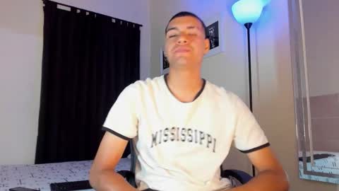 Snapshot of teamporn_18 chatting on October 26, 2025, 3:56 am Danger online show from October 26, 2025, 3:56 am