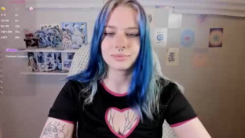 Snapshot of tender__kitty chatting on October 10, 2025, 12:15 pm Sue online show from October 10, 2025, 12:15 pm