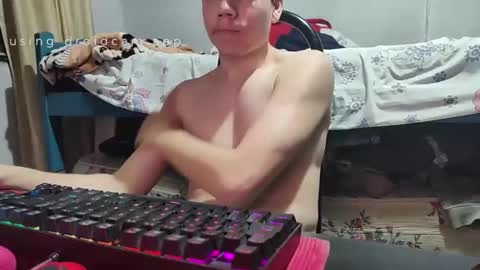 Snapshot of tenshi747 chatting on February 26, 2025, 5:53 am tenshi747 online show from February 26, 2025, 5:53 am