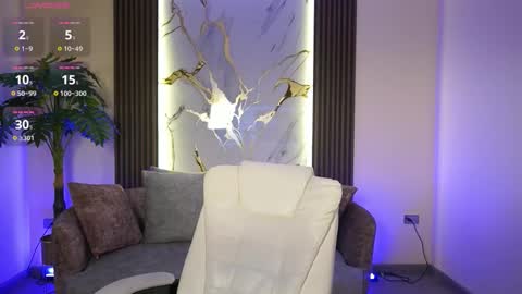 Snapshot of tessaafox chatting on November 7, 2025, 11:32 am Tessa Fox online show from November 7, 2025, 11:32 am