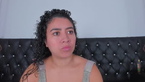 Snapshot of thara_webstter chatting on December 16, 2024, 11:44 am thara webstter online show from December 16, 2024, 11:44 am