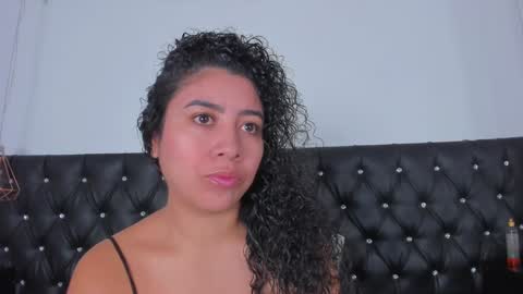 Snapshot of thara_webstter chatting on January 24, 2025, 11:37 am thara webstter online show from January 24, 2025, 11:37 am