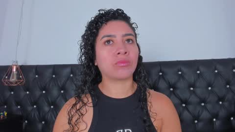 Snapshot of thara_webstter chatting on February 5, 2025, 12:27 pm thara webstter online show from February 5, 2025, 12:27 pm