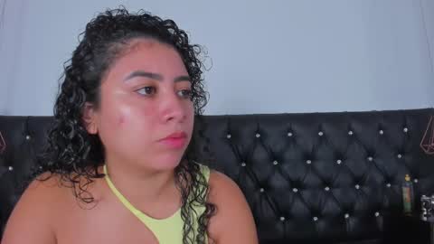 Snapshot of thara_webstter chatting on March 11, 2025, 11:44 am thara webstter online show from March 11, 2025, 11:44 am
