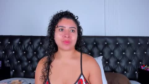 Snapshot of thara_webstter chatting on September 10, 2025, 11:43 am thara webstter online show from September 10, 2025, 11:43 am