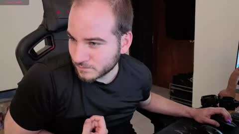 Snapshot of the_king74 chatting on September 27, 2025, 10:48 pm the_king74 online show from September 27, 2025, 10:48 pm