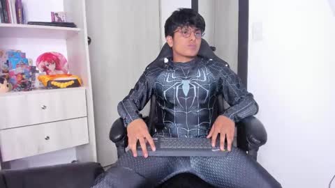 Snapshot of the_weed_guys chatting on October 31, 2025, 10:00 pm Danny online show from October 31, 2025, 10:00 pm