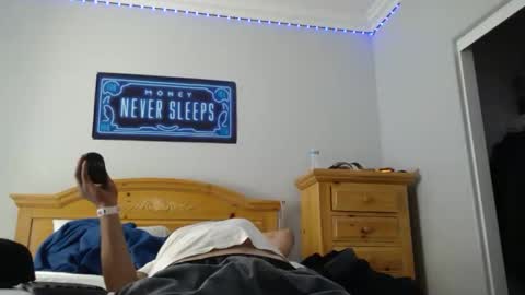 Snapshot of theamezcua98 chatting on October 1, 2025, 7:53 pm theamezcua98 online show from October 1, 2025, 7:53 pm