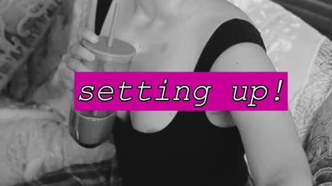 Snapshot of thecamwoman chatting on September 19, 2025, 7:25 pm Joan online show from September 19, 2025, 7:25 pm