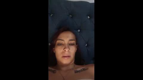 Snapshot of thecrazy_couple chatting on December 27, 2024, 9:50 am Amber online show from December 27, 2024, 9:50 am