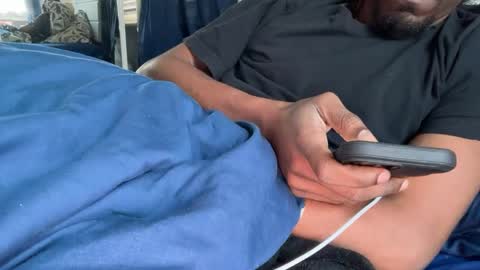 Snapshot of theeshooterr chatting on December 26, 2024, 8:21 pm theeshooterr online show from December 26, 2024, 8:21 pm