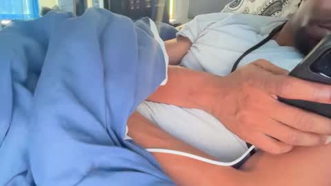 Snapshot of theeshooterr chatting on January 4, 2025, 3:17 pm theeshooterr online show from January 4, 2025, 3:17 pm