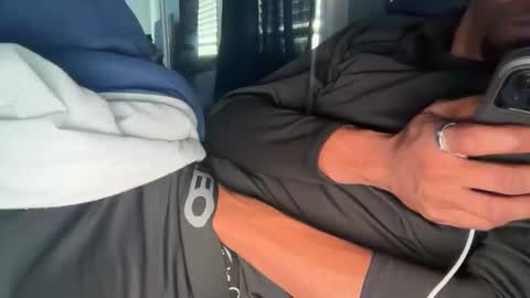 theeshooterr online show from January 19, 2025, 3:10 pm