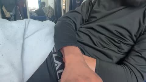 Snapshot of theeshooterr chatting on January 22, 2025, 6:31 pm theeshooterr online show from January 22, 2025, 6:31 pm