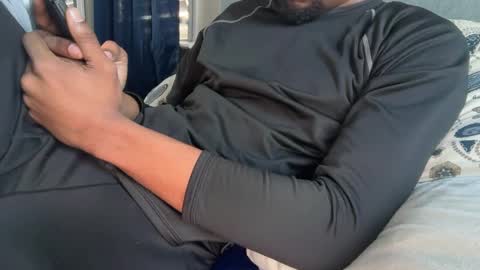 Snapshot of theeshooterr chatting on January 27, 2025, 8:17 pm theeshooterr online show from January 27, 2025, 8:17 pm