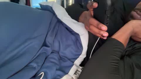 Snapshot of theeshooterr chatting on February 2, 2025, 3:17 pm theeshooterr online show from February 2, 2025, 3:17 pm