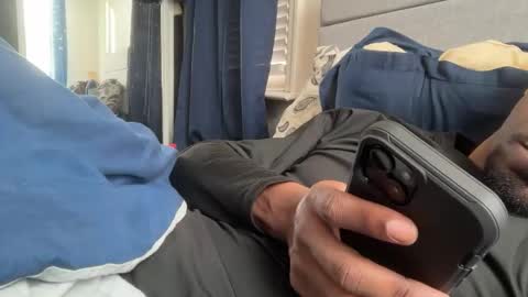 Snapshot of theeshooterr chatting on February 8, 2025, 1:44 pm theeshooterr online show from February 8, 2025, 1:44 pm