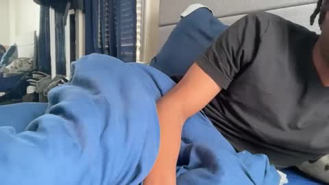 Snapshot of theeshooterr chatting on February 13, 2025, 5:22 pm theeshooterr online show from February 13, 2025, 5:22 pm