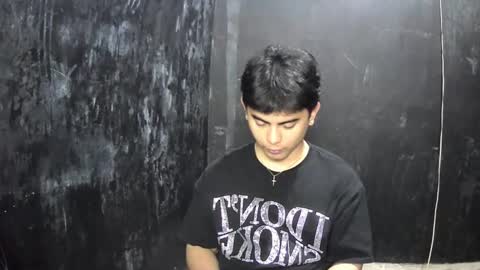 Snapshot of thehugecomeback chatting on February 24, 2025, 11:21 am Xerxis online show from February 24, 2025, 11:21 am