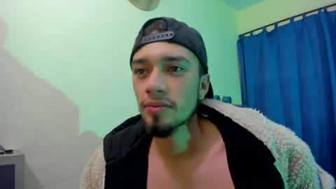 Snapshot of theo_stone04 chatting on September 16, 2025, 4:46 am Theo online show from September 16, 2025, 4:46 am