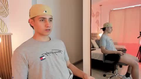 Snapshot of theohawke_ chatting on December 13, 2024, 5:00 pm THEO- MATEO online show from December 13, 2024, 5:00 pm