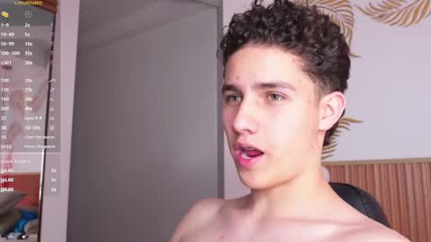 Snapshot of theohawke_ chatting on February 1, 2025, 4:00 pm THEO- MATEO online show from February 1, 2025, 4:00 pm