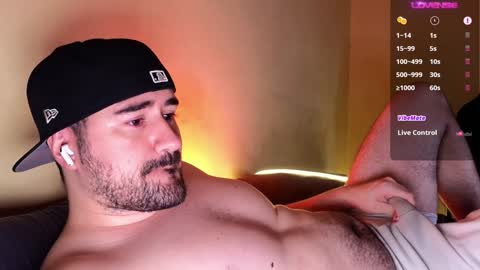 Snapshot of theoravi chatting on December 2, 2024, 5:48 am Theo Ravi online show from December 2, 2024, 5:48 am