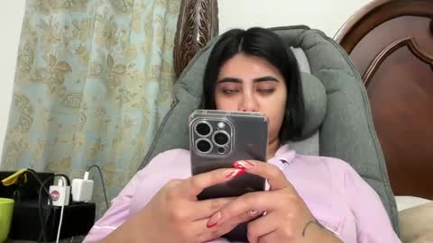 Snapshot of therealcamilabaddie chatting on December 18, 2024, 4:20 am therealcamilabaddie online show from December 18, 2024, 4:20 am