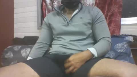 Snapshot of therichguy30 chatting on November 7, 2025, 6:30 pm TheRichGuy online show from November 7, 2025, 6:30 pm