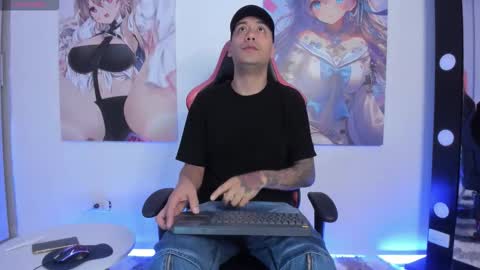 Snapshot of thiago_collins16 chatting on November 7, 2025, 12:05 pm Thiago online show from November 7, 2025, 12:05 pm