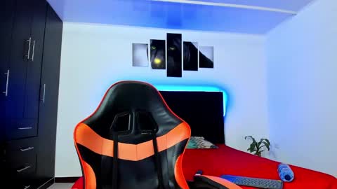 Snapshot of thiago_cp01 chatting on February 26, 2025, 6:26 am Thiago online show from February 26, 2025, 6:26 am