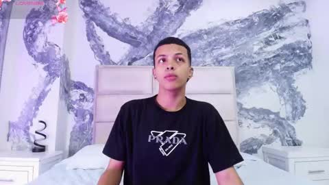 Snapshot of thiagocollin chatting on September 20, 2025, 6:53 pm THGIAGO online show from September 20, 2025, 6:53 pm