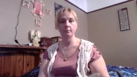 Snapshot of thickblonde_92 chatting on November 5, 2025, 6:08 pm thickblonde_92 online show from November 5, 2025, 6:08 pm