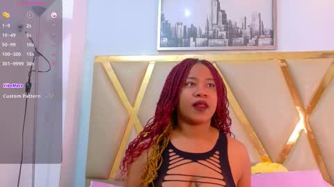 Snapshot of thickeebonyy chatting on September 9, 2025, 3:17 am thickeebonyy online show from September 9, 2025, 3:17 am