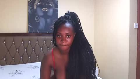 Snapshot of thickfantasy chatting on February 5, 2025, 3:55 am zara online show from February 5, 2025, 3:55 am