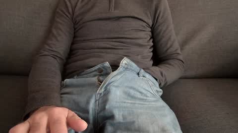 Snapshot of thickrum chatting on January 22, 2025, 11:23 am Thickru online show from January 22, 2025, 11:23 am