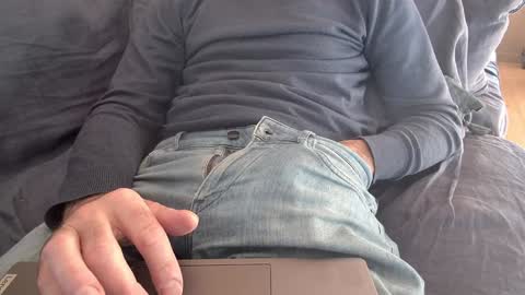 Snapshot of thickrum chatting on February 6, 2025, 1:54 pm Thickru online show from February 6, 2025, 1:54 pm