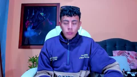 Snapshot of thiiago_tay chatting on December 4, 2024, 1:09 pm Thiiago online show from December 4, 2024, 1:09 pm