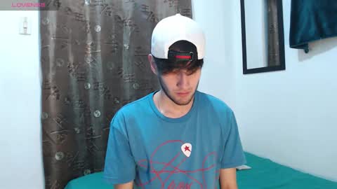 Snapshot of thiiago_tay chatting on September 17, 2025, 12:56 am Thiiago online show from September 17, 2025, 12:56 am