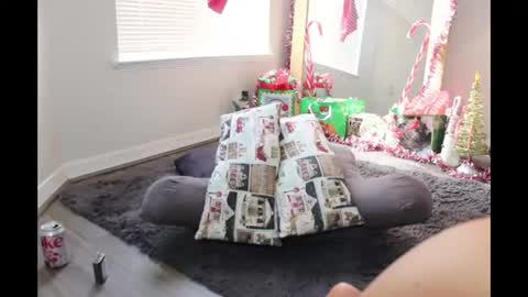 Snapshot of thisdirtysecret chatting on December 18, 2024, 7:08 pm BAM  online show from December 18, 2024, 7:08 pm