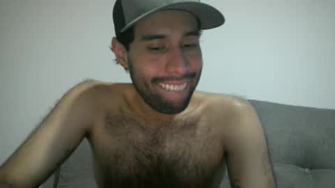 Snapshot of throwawayyourgun chatting on January 22, 2025, 9:21 pm Luka online show from January 22, 2025, 9:21 pm