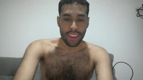 Snapshot of throwawayyourgun chatting on February 11, 2025, 2:57 pm Luka online show from February 11, 2025, 2:57 pm