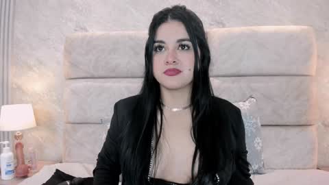 Snapshot of tifany__ross chatting on December 27, 2024, 11:31 pm Tiff3 online show from December 27, 2024, 11:31 pm